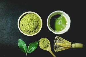 matcha in powder and liquid form