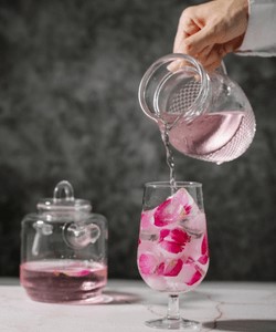 L'eau de rose